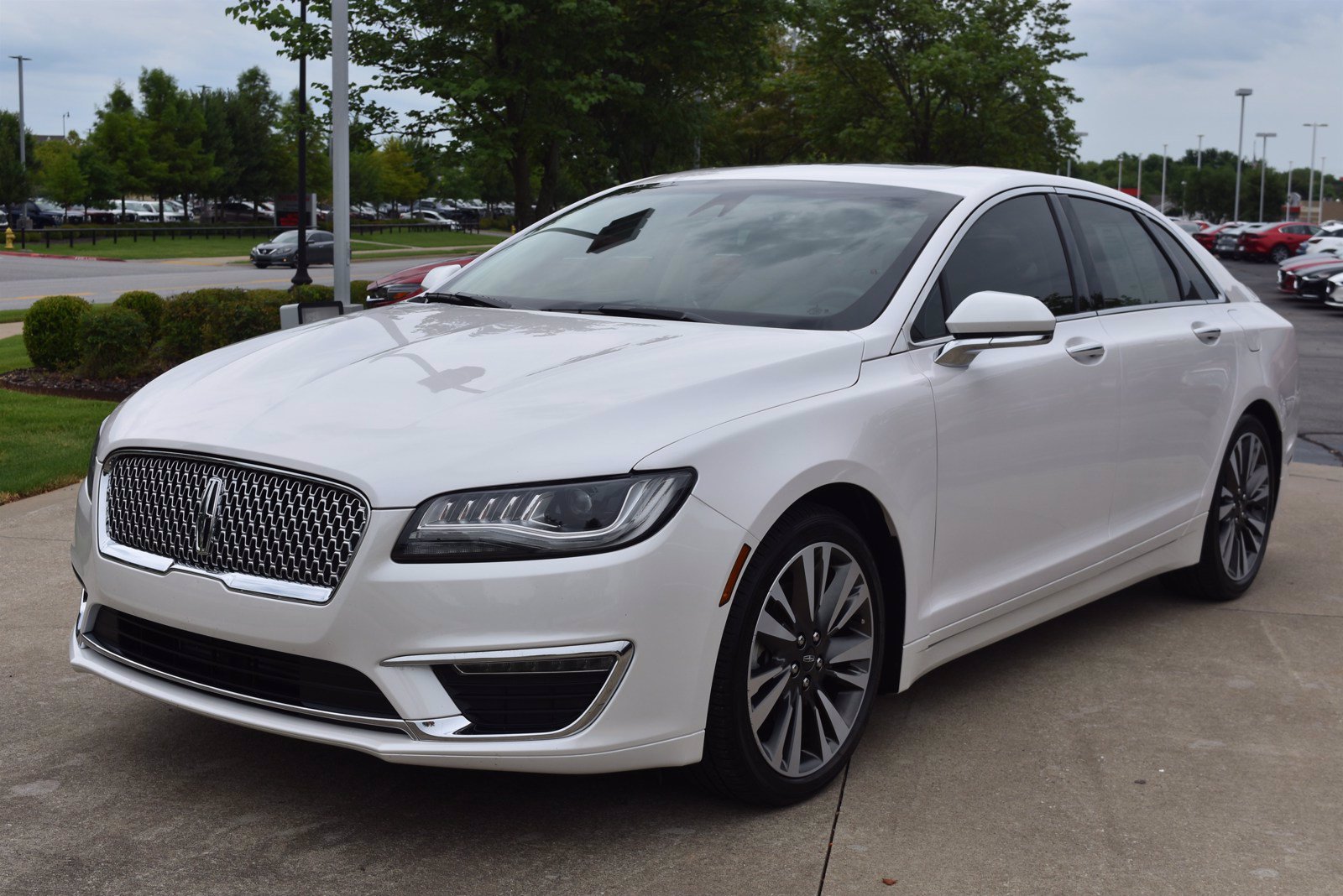 Pre-Owned 2017 Lincoln MKZ Reserve 2.0T 4dr Car in Bentonville # ...